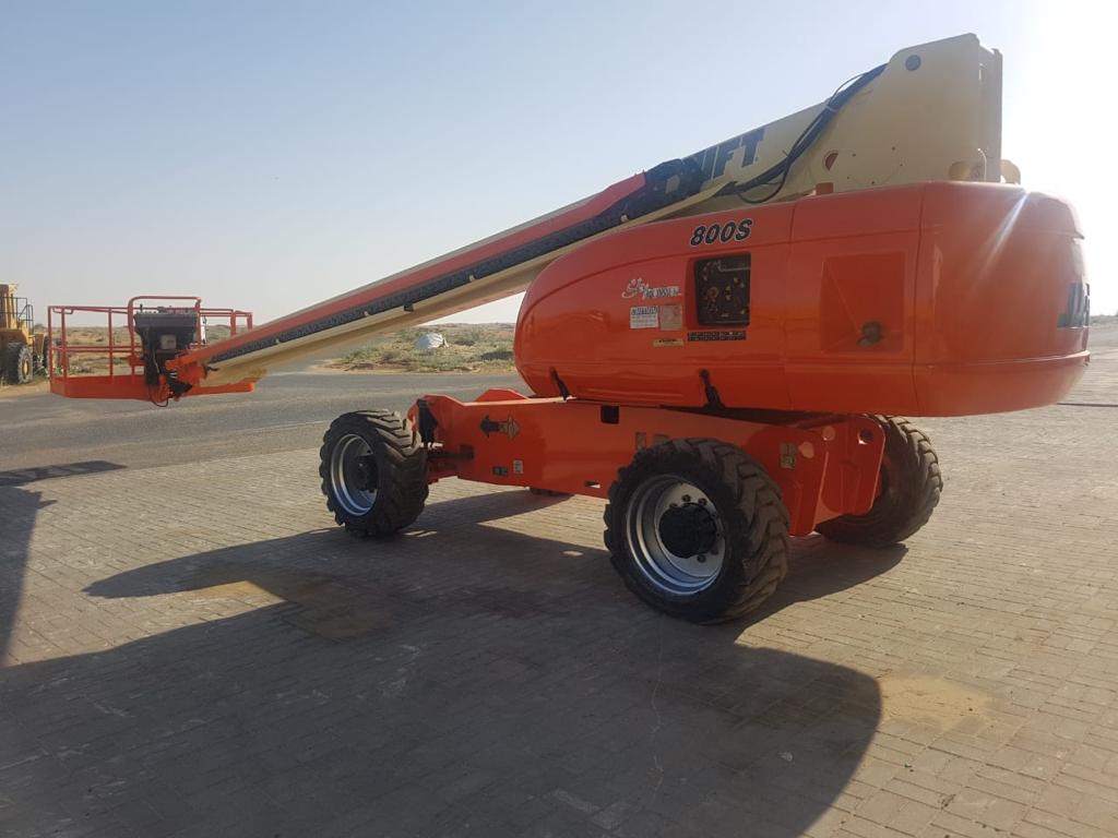 MAN LIFT JLG 600S 