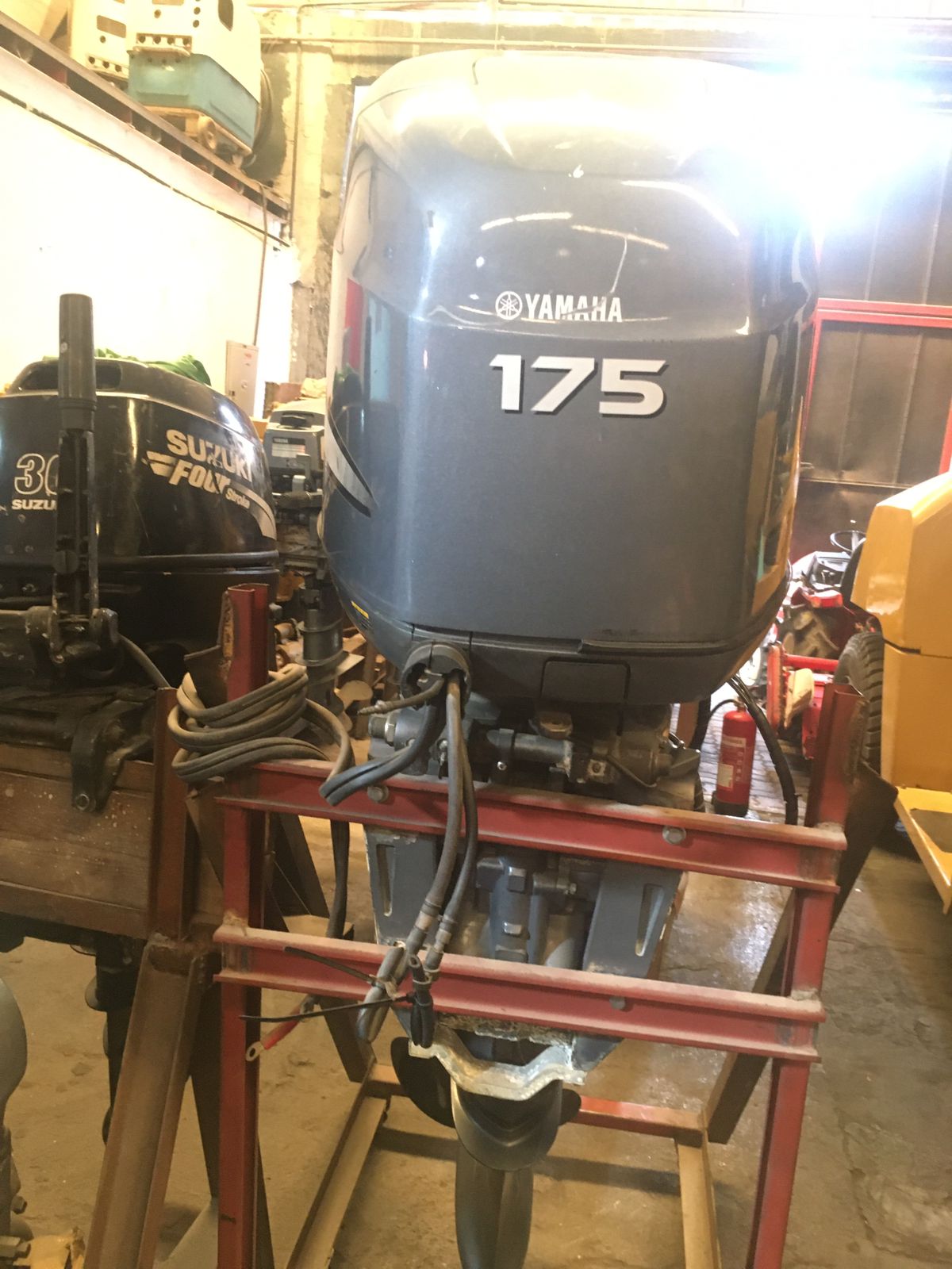 YAMMAHA 175