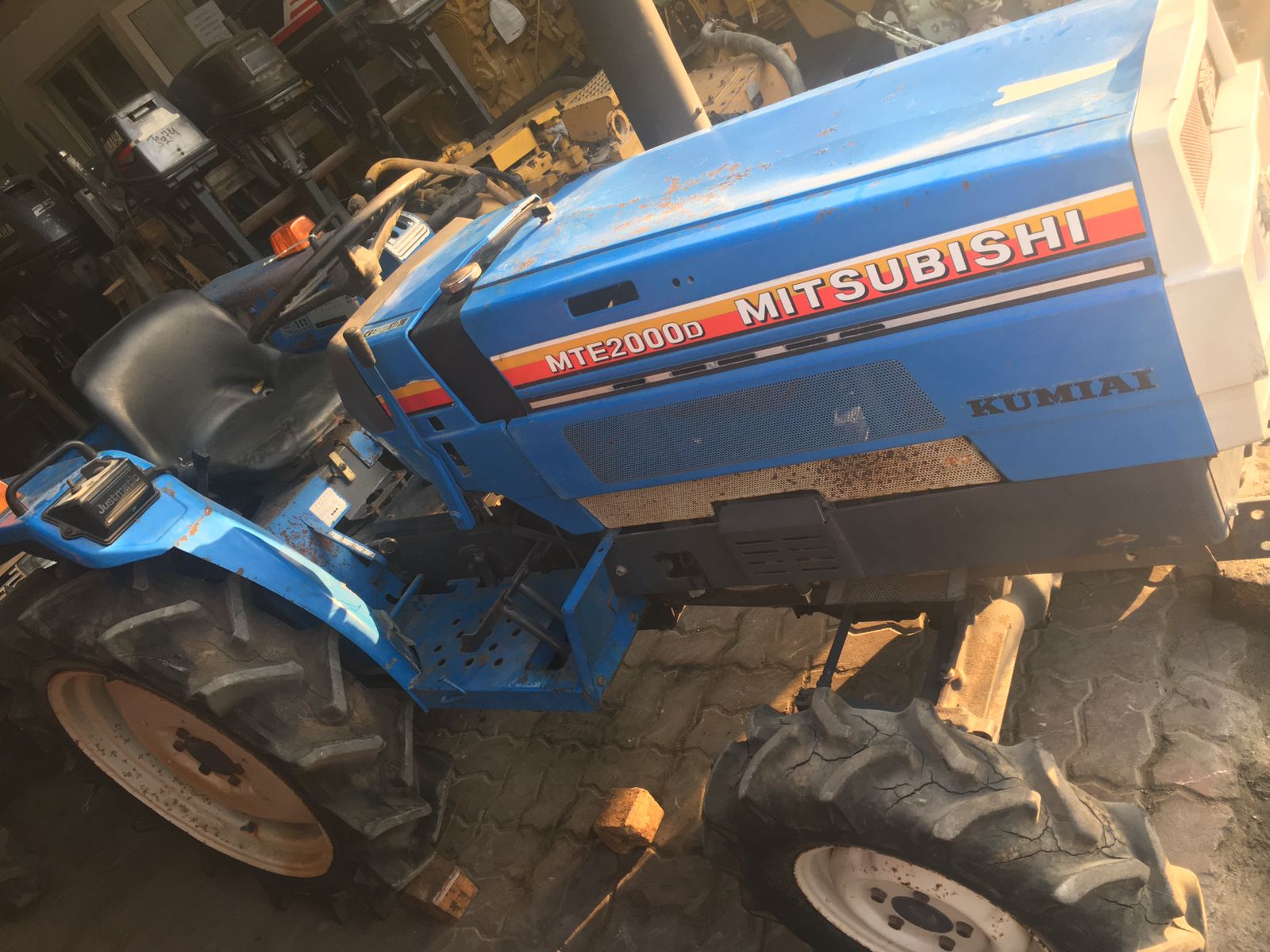 MITSUBISHI TRACTOR  MTE2000D